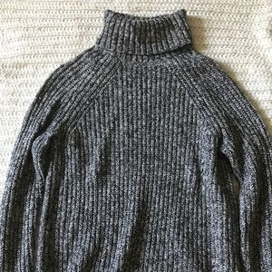 Chunky Knit Turtleneck Sweater